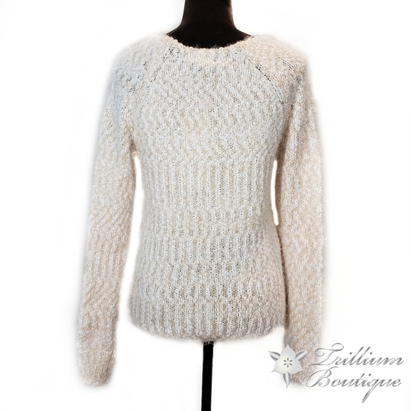 Buffalo David Bitton Women's Peach Sweater NWT - Picture 4 of 7